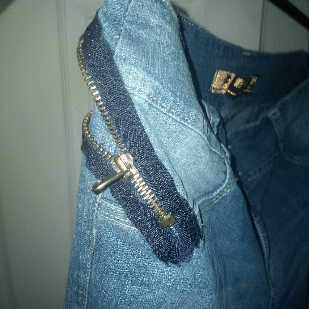 Jeans - Picture 6 of 7